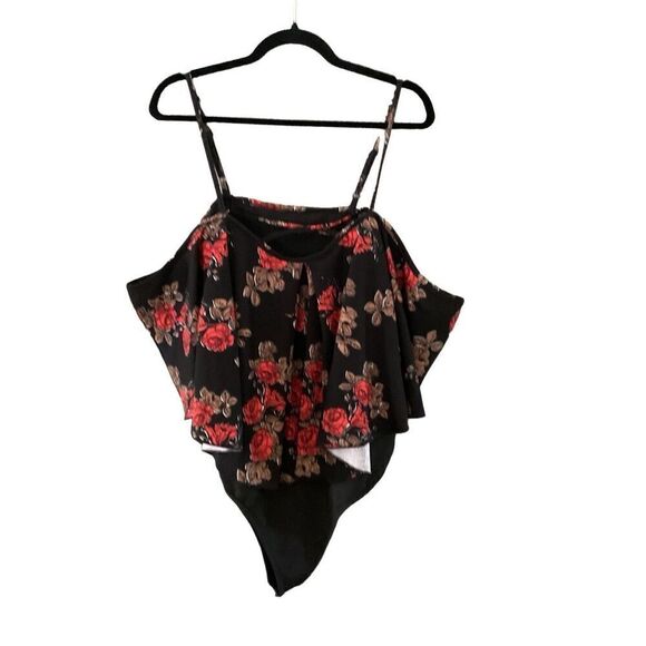 SHEIN Curve  - Picture 1 of 6